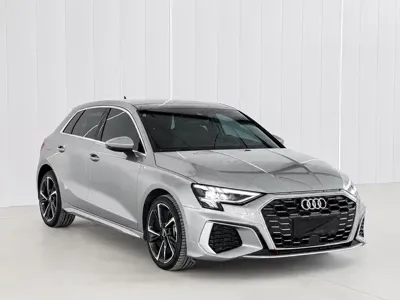 Audi A3 2023, 40000 км, за 143800 CNY