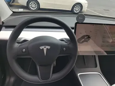 Tesla Model Y 2023, 35800 км, за 226400 CNY - фото 14