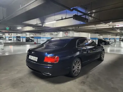 Bentley Flying Spur 2016, 77000 км, за 59990000 KRW
