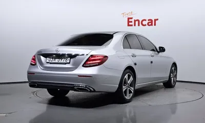 Mercedes-Benz E-Class 2019, 49340 км, за 24800000 KRW - фото 2