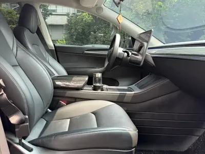 Tesla Model Y 2023, 57000 км, за 139800 CNY