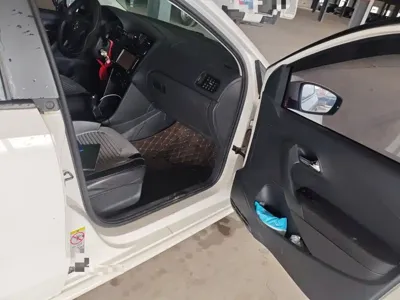 Volkswagen Polo 2016, 89300 км, за 21600 CNY - фото 22