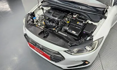 Hyundai Avante 2018, 61662 км, за 14500000 KRW - фото 6