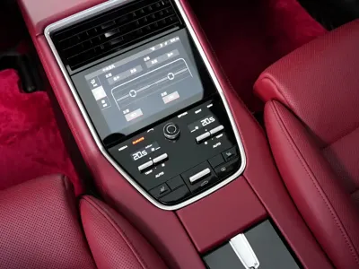 Porsche Panamera 2019, 55000 км, за 419799 CNY - фото 15