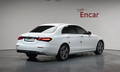 Mercedes-Benz E-Class 2022, 30559 км, за 42990000 KRW - фото 2