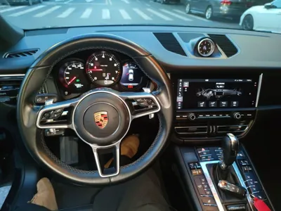 Porsche Macan 2018, 73300 км, за 195687.16 CNY - фото 10