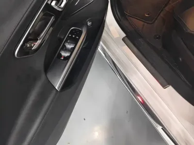 Mercedes-Benz C-Class 2023, 40000 км, за 137200 CNY