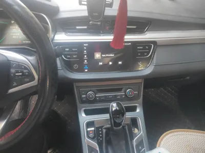 Geely Auto Emgrand 2020, 76700 км, за 37218.88 CNY - фото 14