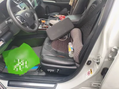 Toyota Camry 2016, 108900 км, за 78266.72 CNY - фото 14