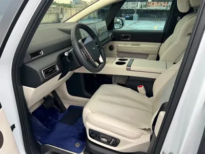 Li Auto Li MEGA 2025, 37000 км, за 468000 CNY - фото 10
