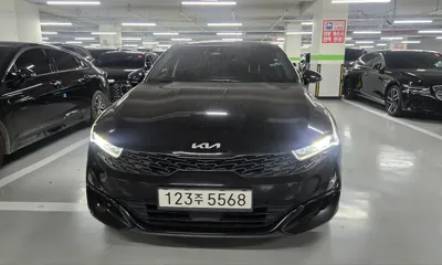 Kia K5 · 2023 год