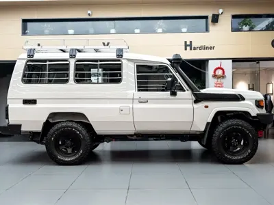 Toyota Land Cruiser 2025, 3600 км, за 558000 CNY - фото 3