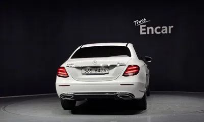 Mercedes-Benz E-Class 2018, 50232 км, за 24990000 KRW - фото 4