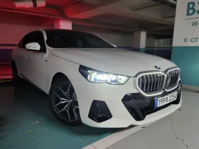 BMW 5-Series 2024, 57493 км, за 54000000 KRW