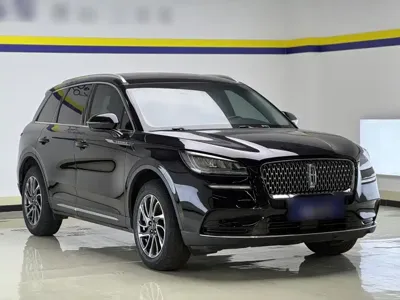 Lincoln Corsair 2022, 89200 км, за 102100 CNY
