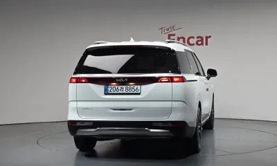 Kia Canival 2023, 46089 км, за 31000000 KRW
