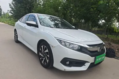 Honda Civic 2016, 88800 км, за 65201.92 CNY
