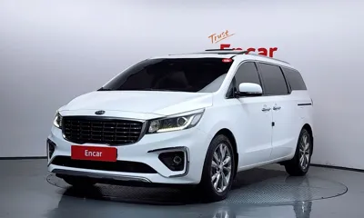 Kia Canival · 2019 год