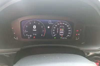 Honda Civic 2022, 46100 км, за 80474.36 CNY - фото 8