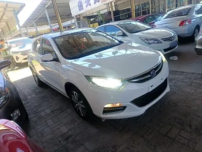 Changan Eado XT 2016, 82800 км, за 29300 CNY