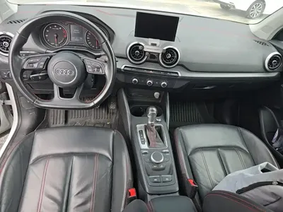 Audi Q2L 2023, 56900 км, за 90300 CNY - фото 10