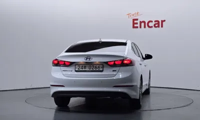 Hyundai Avante 2017, 104979 км, за 7900000 KRW