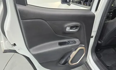Jeep Renegade 2017, 107477 км, за 8990000 KRW - фото 25
