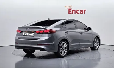 Hyundai Avante 2018, 28255 км, за 11000000 KRW