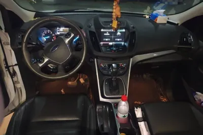 Ford Kuga 2015, 92900 км, за 41548.25 CNY - фото 6
