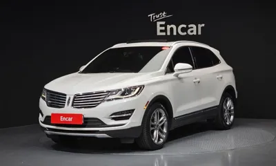 Lincoln MKC · 2015 год