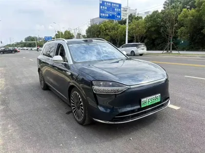 AITO 问界 AITO M9 2025, 18600 км, за 405000 CNY