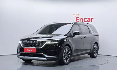 Kia Canival · 2023 год