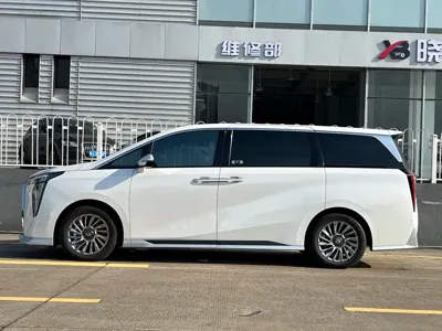 GAC Motor Trumpchi M8 2025, 27200 км, за 199000 CNY