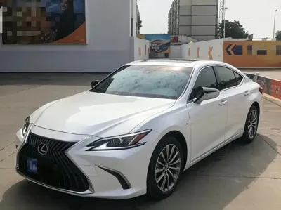 Lexus ES · 2024 год