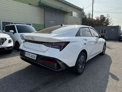 Hyundai Avante 2026, 42 км, за 25500000 KRW