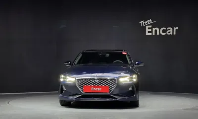 Genesis G70 2019, 119186 км, за 21690000 KRW