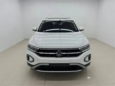 Volkswagen T-Roc 2024, 20000 км, за 122800 CNY