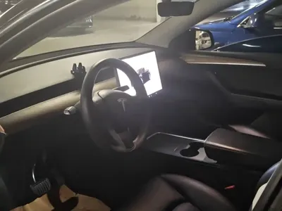 Tesla Model Y 2022, 161000 км, за 123800 CNY - фото 6