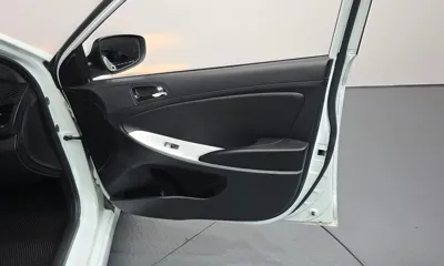 Hyundai Accent 2012, 146081 км, за 4300000 KRW - фото 24