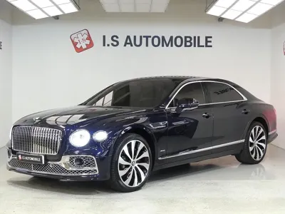 Bentley Flying Spur · 2023 год