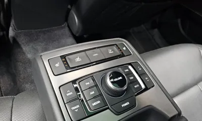 Hyundai Genesis 2016, 93030 км, за 11500000 KRW - фото 19