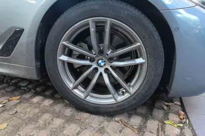 BMW 5 Series 2018, 28500 км, за 127688.98 CNY - фото 8