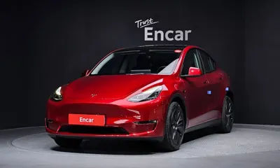 Tesla Model Y · 2024 год