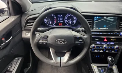 Hyundai Avante 2019, 152847 км, за 8800000 KRW - фото 13