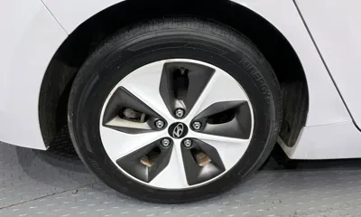 Hyundai Ioniq 2019, 74551 км, за 13700000 KRW - фото 5