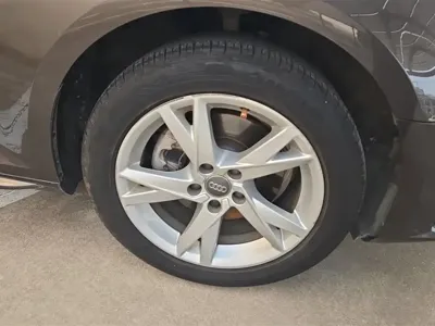 Audi A4L 2018, 93000 км, за 86800 CNY - фото 6