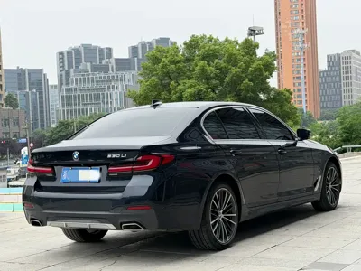 BMW 5 Series 2023, 60000 км, за 209800 CNY - фото 6