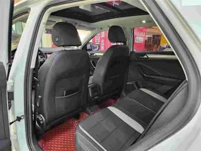 Volkswagen T-Roc 2020, 68000 км, за 65000 CNY - фото 6