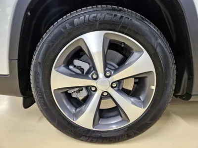 Jeep Cherokee 2022, 2500 км, за 29900000 KRW - фото 5