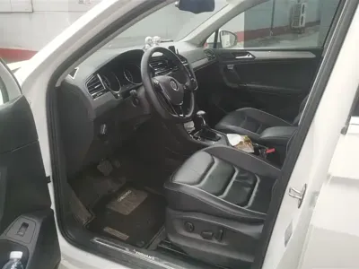 Volkswagen Tiguan L 2018, 89400 км, за 69000 CNY - фото 9